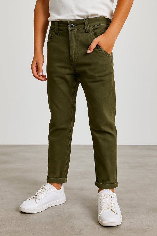 Chinohose für Jungen | 9–15 Jahre | Bequeme Passform, strapazierfähige Kinderhose | RG3352