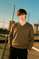 Genç V Yaka Triko Yaka Detaylı Selanik Kumaş Sweat