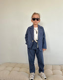 Gestreifter Kinderanzug in Leinenoptik | 3–9 Jahre | 3-teiliges Set aus Sakko, Hose & T-Shirt | Feiertage & besondere Anlässe | RG1566