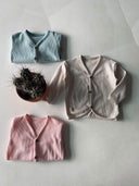 Unisex Düğme Detaylı Bebek Hırkası