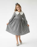 فستان بياقة أطفال وأكمام طويلة من الموسلين العضوي الصغير وإبزيم