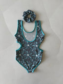 Genç Kız Desenli Çabuk Kuruyan Tam Likralı Mayo ve Toka