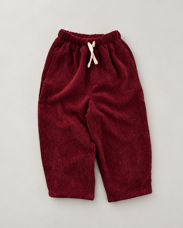 RG Brand RG1799 bordo fitilli kadife çocuk pantolon; lastikli bel, ekru bağcık ve yan cepler, önden görünüm.