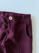 Kinder-Trainingshose mit Nahtdetails