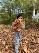 OXO Baby-Strampler und Mütze mit bedrucktem Design