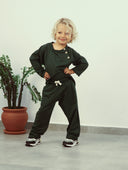 Kinder-Trainingsanzug-Set mit Schulterknöpfen und detailliertem Detail