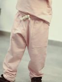 Kinder-Trainingsanzug-Set mit Schulterknöpfen und detailliertem Detail