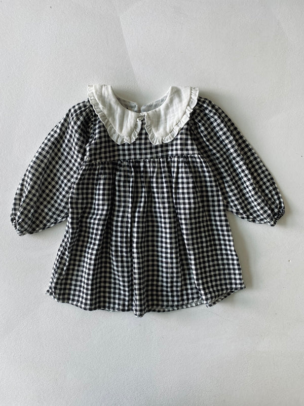 Vintage kariertes Musselin-Mädchenkleid | Langarm, Kragen, Plissee | 3–9 Jahre | 100 % Baumwolle | RG1462