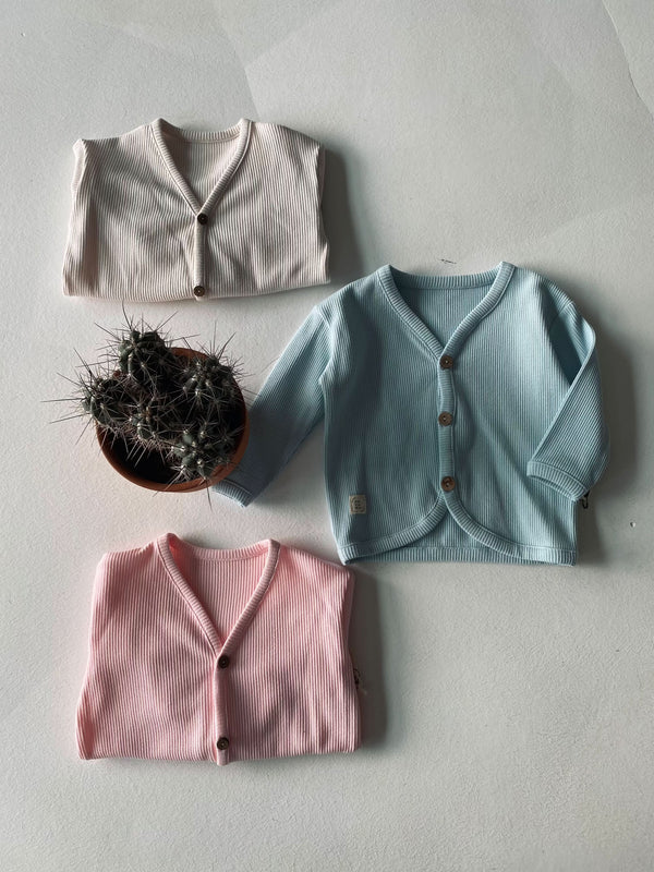 Unisex-Baby-Cardigan mit Knopfdetails | 6 Monate–4 Jahre | RG Brand | RG164