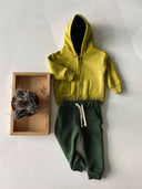 Baby-Jaklon-Cardigan-Rücken-Set