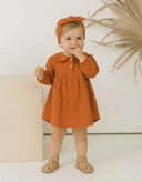 Muslin Bebek Yaka Elbise ve Toka