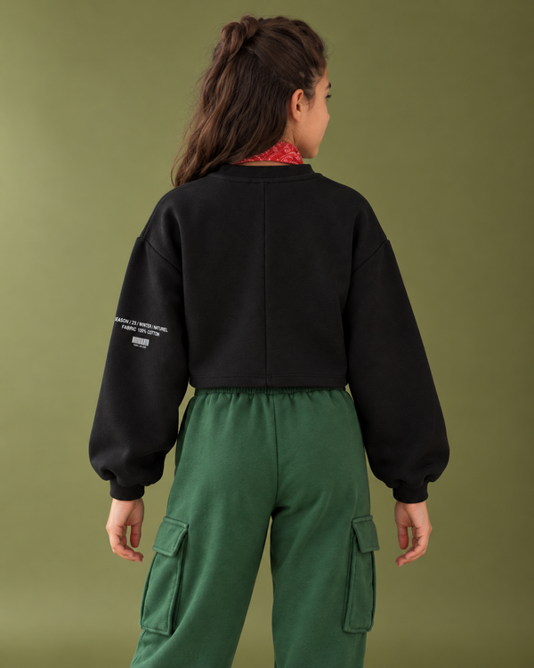RG Brand RG3308 siyah crop sweatshirt, arka görünüm ve orta dikiş detayı.