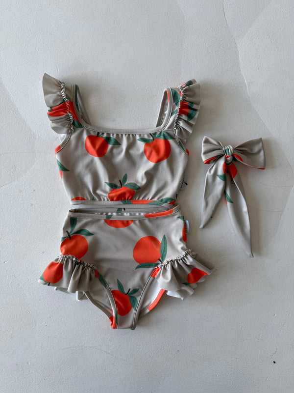3-teiliges Mädchen-Badeset mit Rüschentop, Shorts & Haarband | UV-Schutz | 3–9 Jahre | RG Brand | RG1600