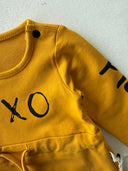 فستان أطفال منقوش بطبعات أوكسو وعصابة رأس