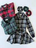 Geknöpftes Lumberjack-Hemdkleid und Schnalle für junge Mädchen