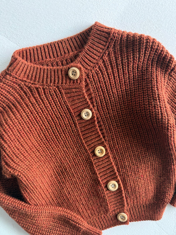 Unisex-Strickjacke mit Rundhalsausschnitt und Knöpfen für Babys