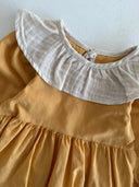 Платье из хлопка с рюшами для девочки – комплект с длинными рукавами и повязкой для волос