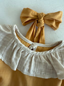 Платье из хлопка с рюшами для девочки – комплект с длинными рукавами и повязкой для волос