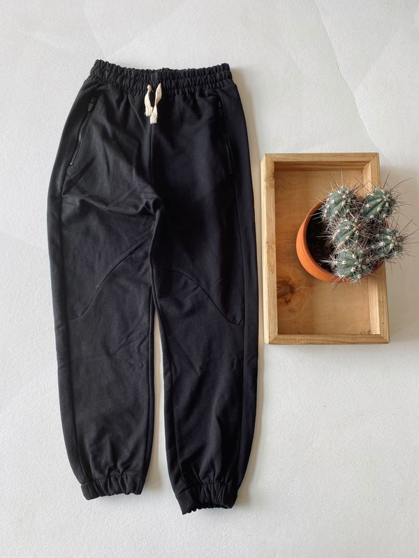Young Boys' Sweatpants with Zip-Up Pockets | Ages 9-15 | RG Brand | RG3381