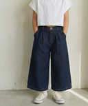 Çocuk Kot Pantolon – Pileli, Rahat Kesim, Mevsimlik Denim Pantolon