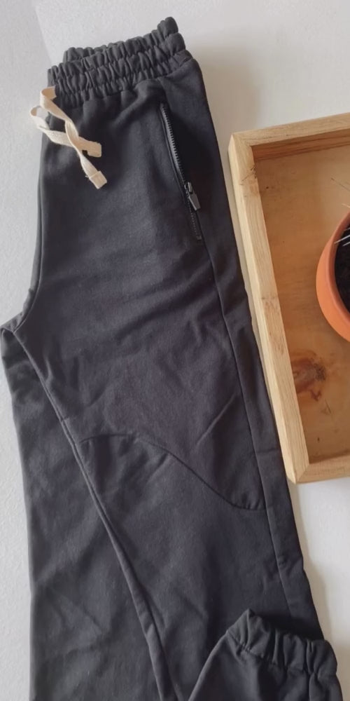 Young Boys' Sweatpants with Zip-Up Pockets | Ages 9-15 | RG Brand | RG3381