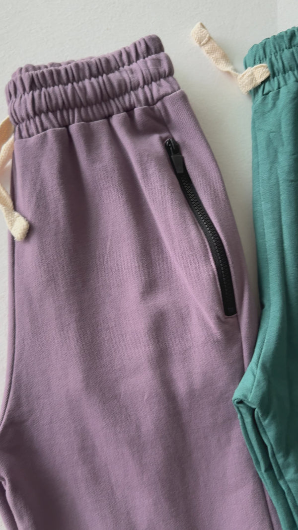 Young Boys' Sweatpants with Zip-Up Pockets | Ages 9-15 | RG Brand | RG3381