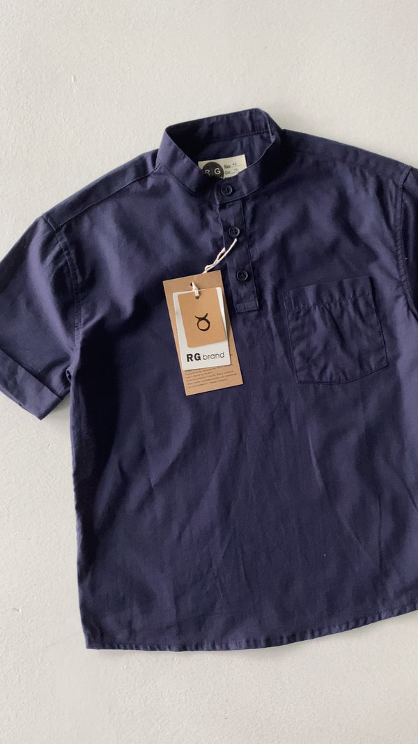 Jungenhemd mit Stehkragen und Kurzarm | 3–9 Jahre | RG Brand | RG1571