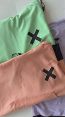 Junges Unisex-Kapuzenpullover