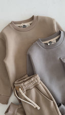 Unisex-Trainingsanzug-Set mit Tasche unten oben