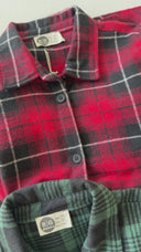 Geknöpftes Lumberjack-Hemdkleid und Schnalle für junge Mädchen