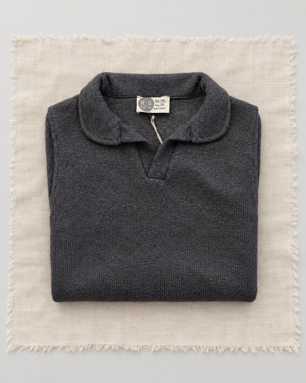 RG Brand RG3728 füme polo yaka Selanik kazak, katlı görünüm.