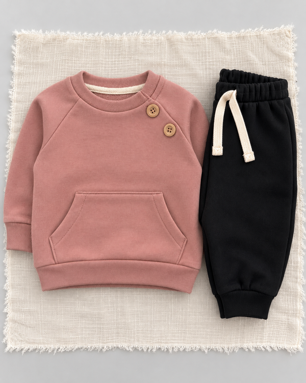 RG Brand RG401 pudra üç iplik omuzdan düğmeli bebek takım, katlı görünüm.