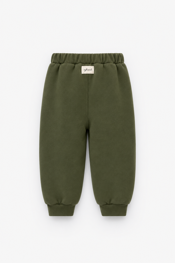 Yeşil çocuk jogger pantolon, elastik bel ve RG Brand arka etiketle arkadan görünüm | RG1790