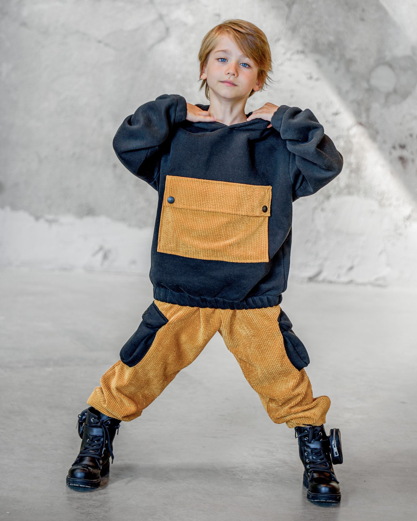 Unisex Winter 2-Piece Set with Cargo Pocket and Hood