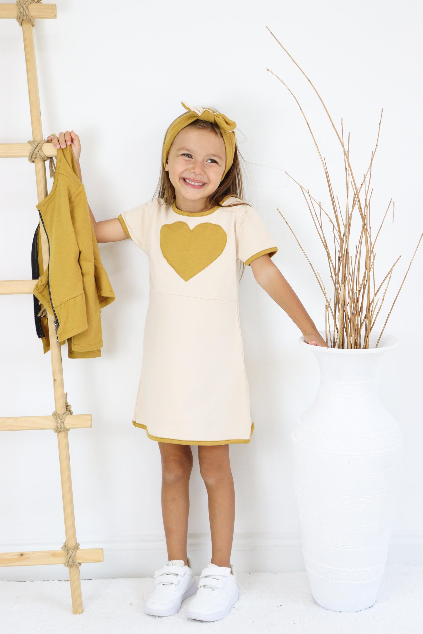 Kid's Front Heart Piece Detailed Dress -Cardier Suit and Headband