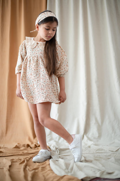 Детское плиссированное платье из 100% органического муслина с длинными рукавами и воротником-стойкой